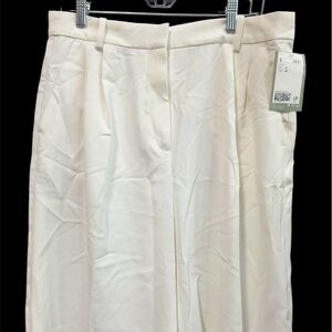 H&M Cream A-Line Women's shorts
